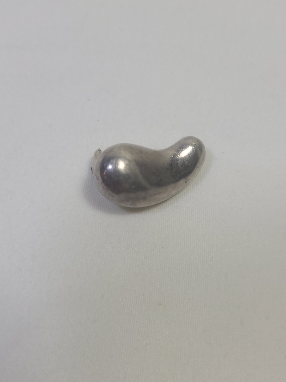 Vintage Tiffany & Co Peretti 925 Sterling Silver Bean Shape One Clip On Earring
